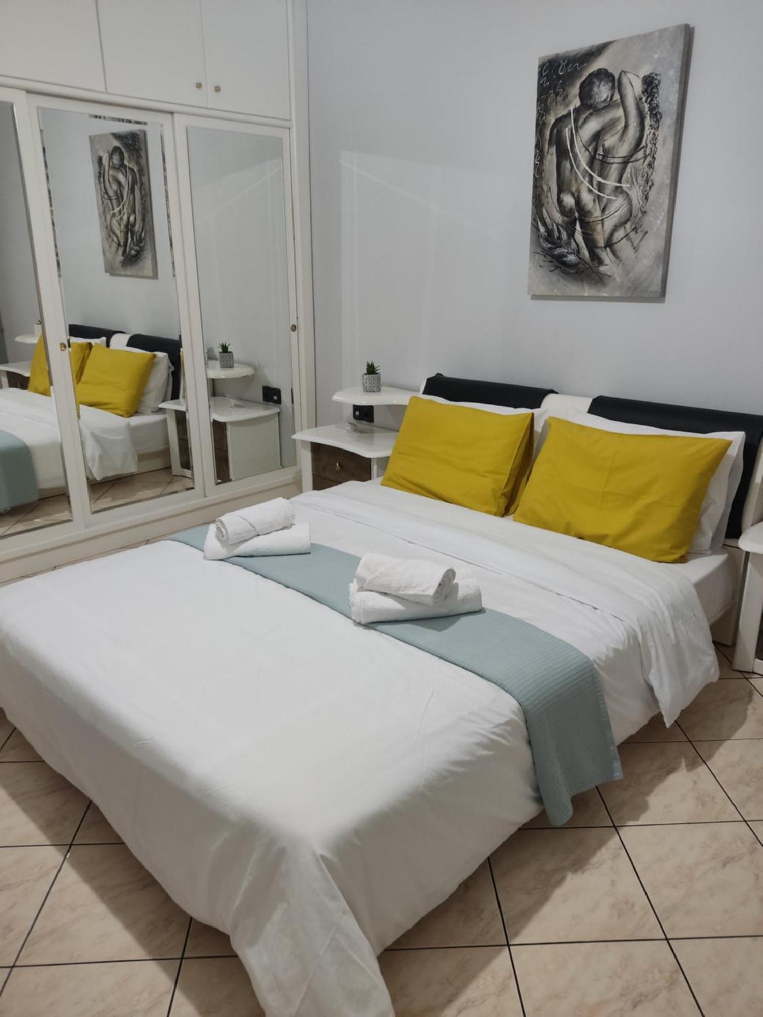 Rafaela'S Apartment Kavala Exteriör bild